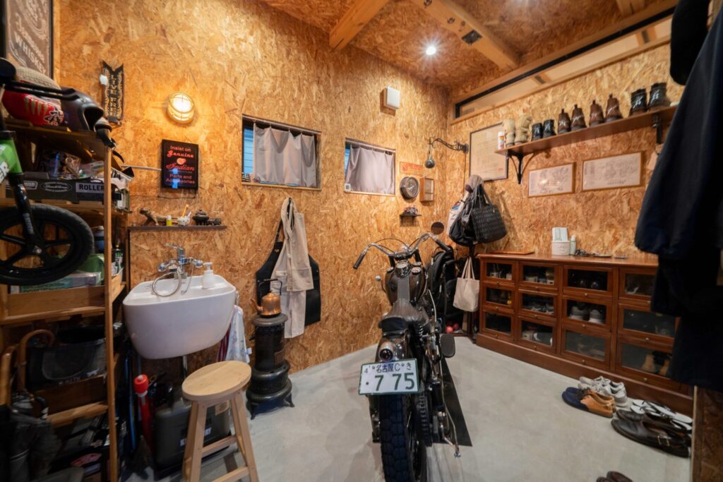 バイクと愛犬・愛猫と暮らす家 写真