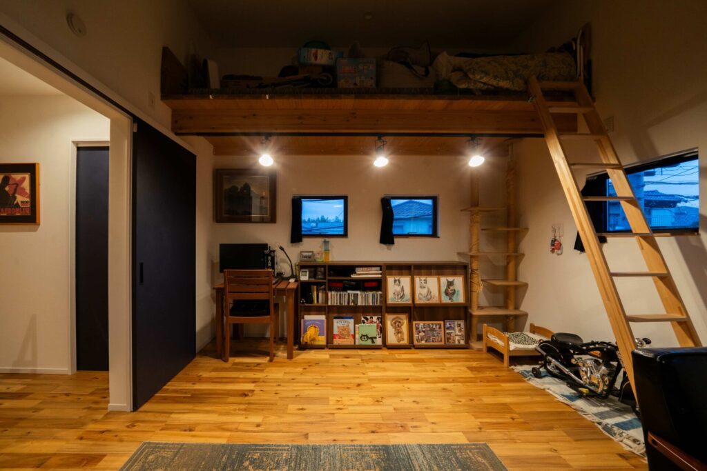 バイクと愛犬・愛猫と暮らす家 写真